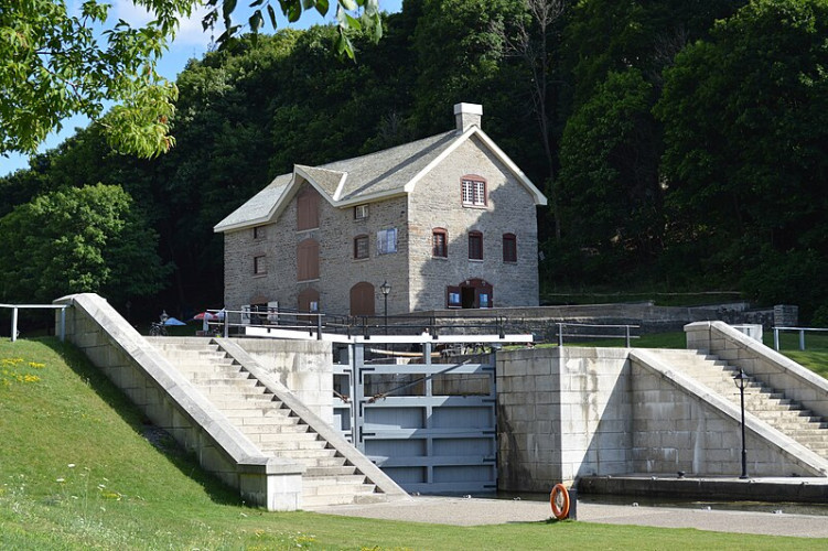 Bytown Museum exterior.